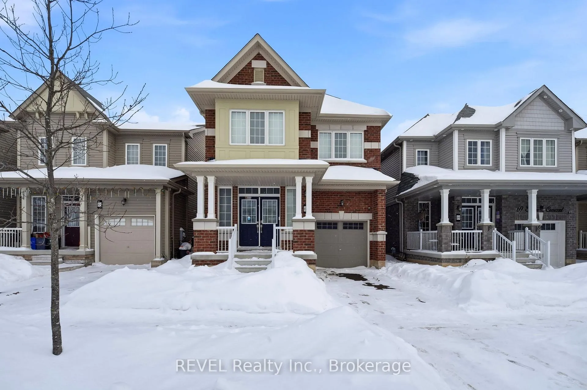 Front of 67 Esther Crescent