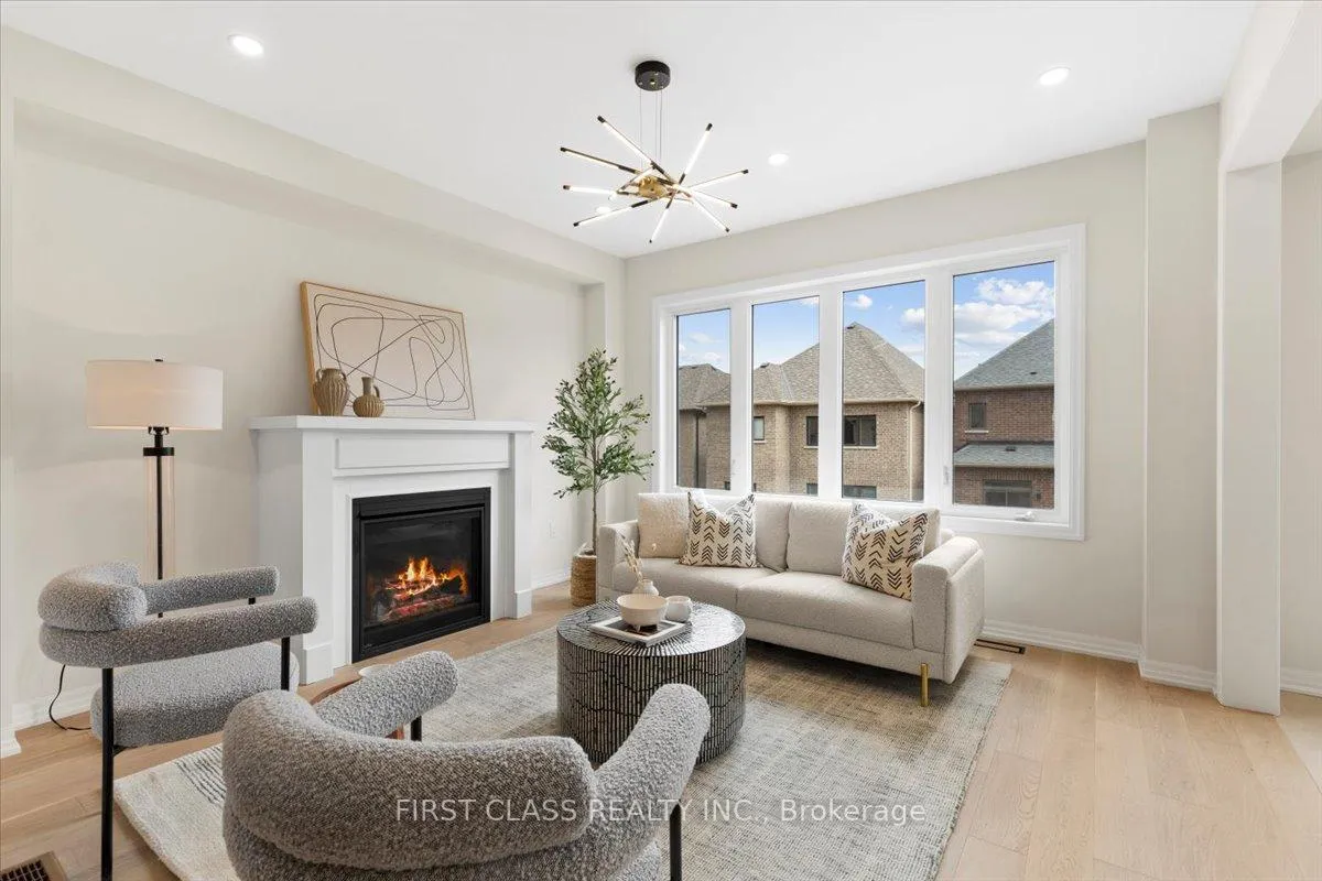 Photo 11 of 23 Ed Ewert Avenue, Clarington, Newcastle — HOMEH