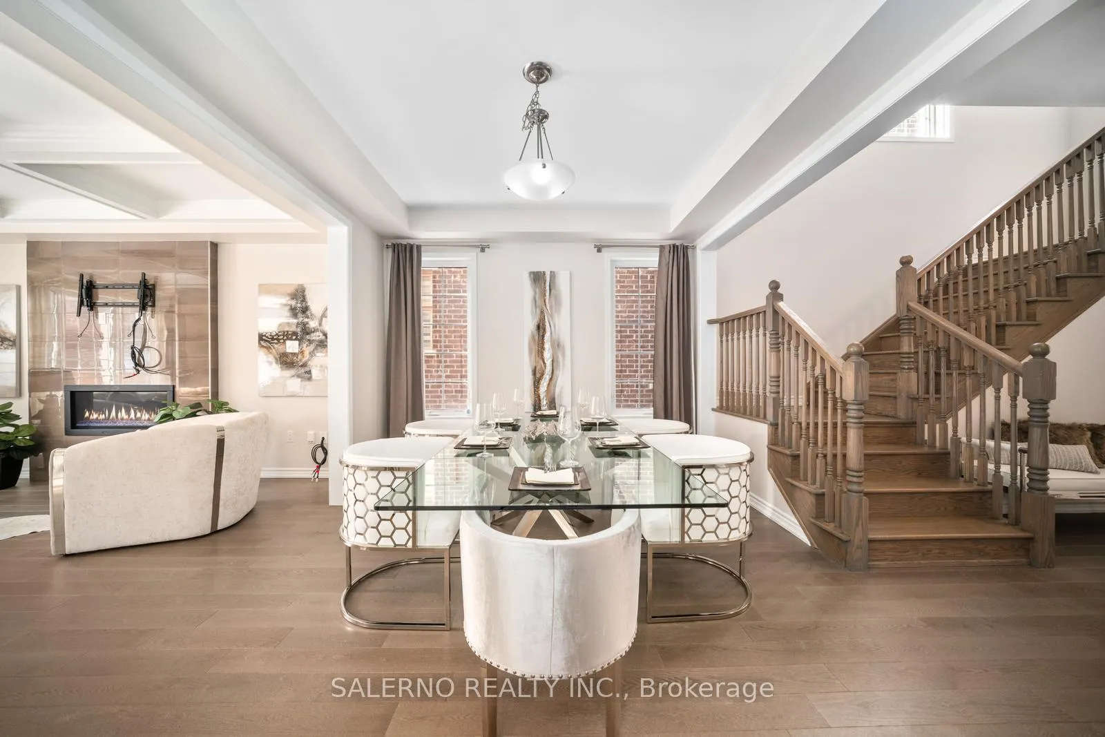 Photo 6 of 37 Chorus Crescent, Vaughan, Kleinburg — HOMEH