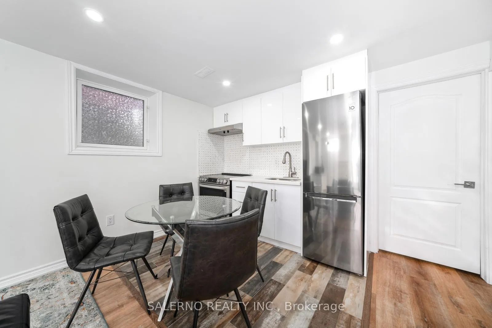 Photo 31 of 37 Chorus Crescent, Vaughan, Kleinburg — HOMEH