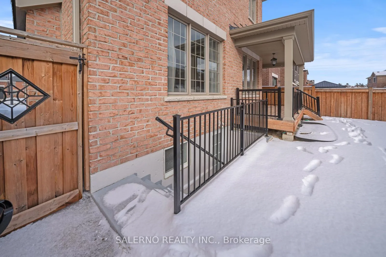 Photo 39 of 37 Chorus Crescent, Vaughan, Kleinburg — HOMEH