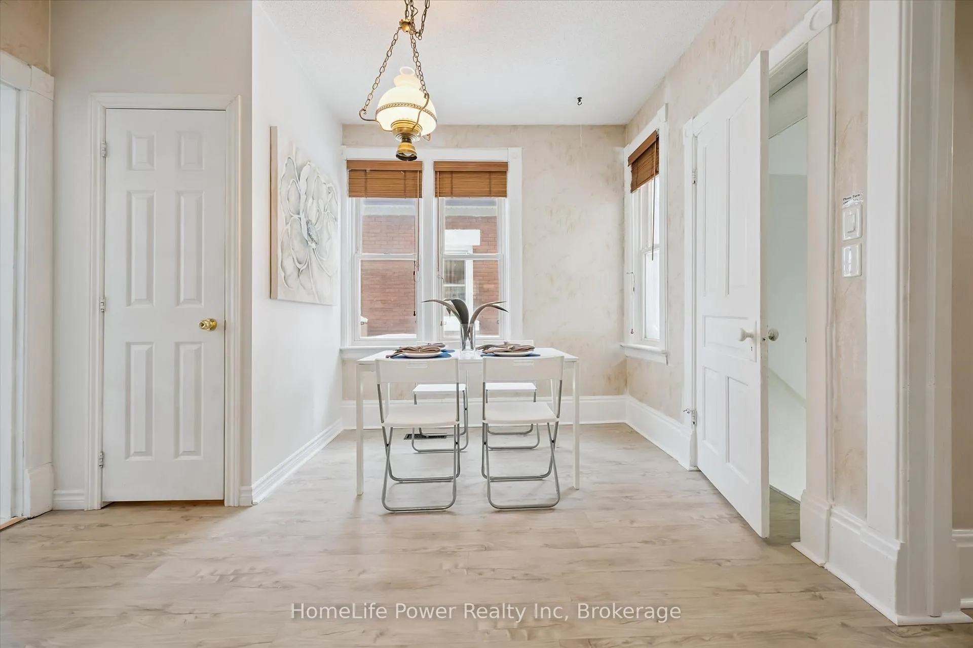 Photo 8 of 36 Linden Avenue, Kitchener — HOMEH