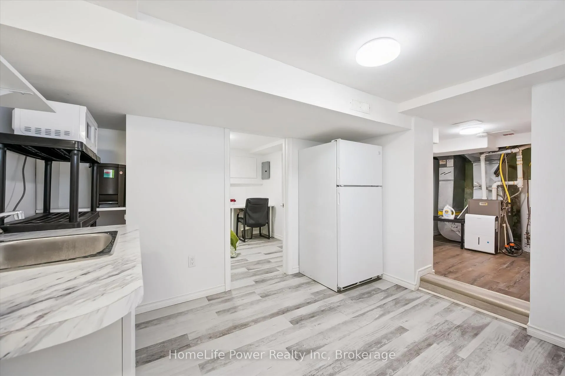 Photo 28 of 36 Linden Avenue, Kitchener — HOMEH