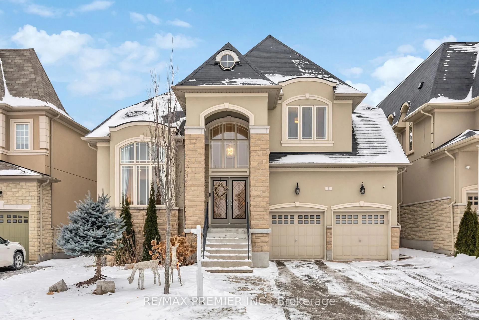 Photo 1 of 8 Heintzman Crescent, Vaughan, Patterson — HOMEH