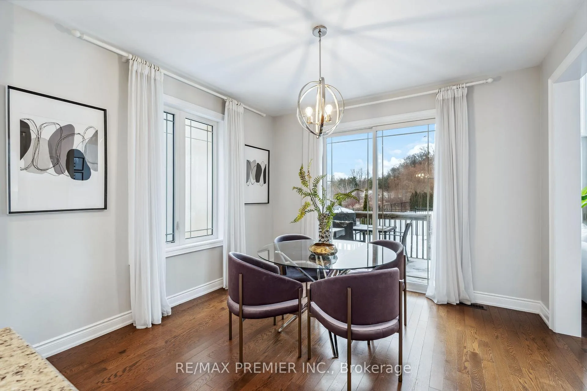 Photo 16 of 8 Heintzman Crescent, Vaughan, Patterson — HOMEH