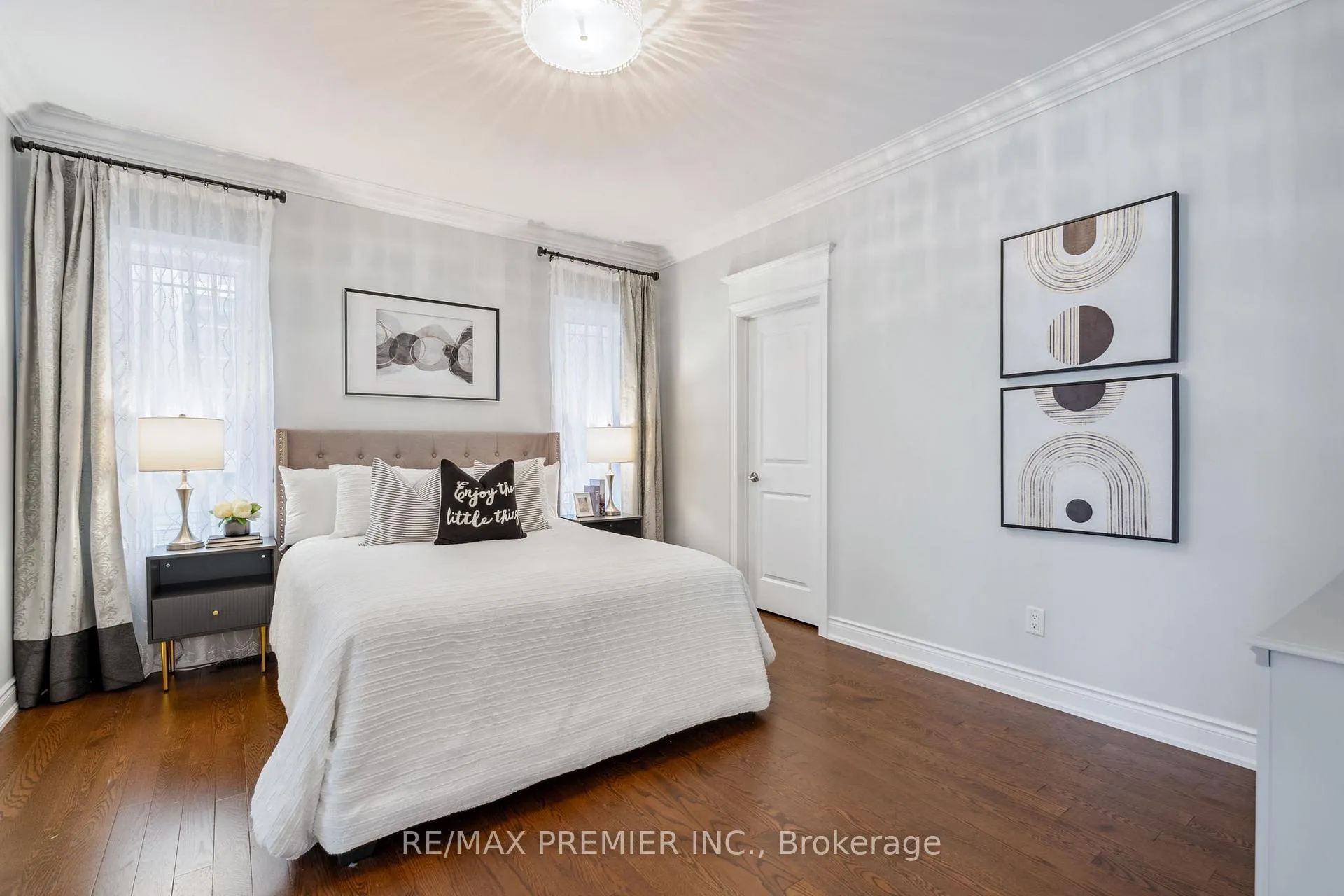 Photo 28 of 8 Heintzman Crescent, Vaughan, Patterson — HOMEH