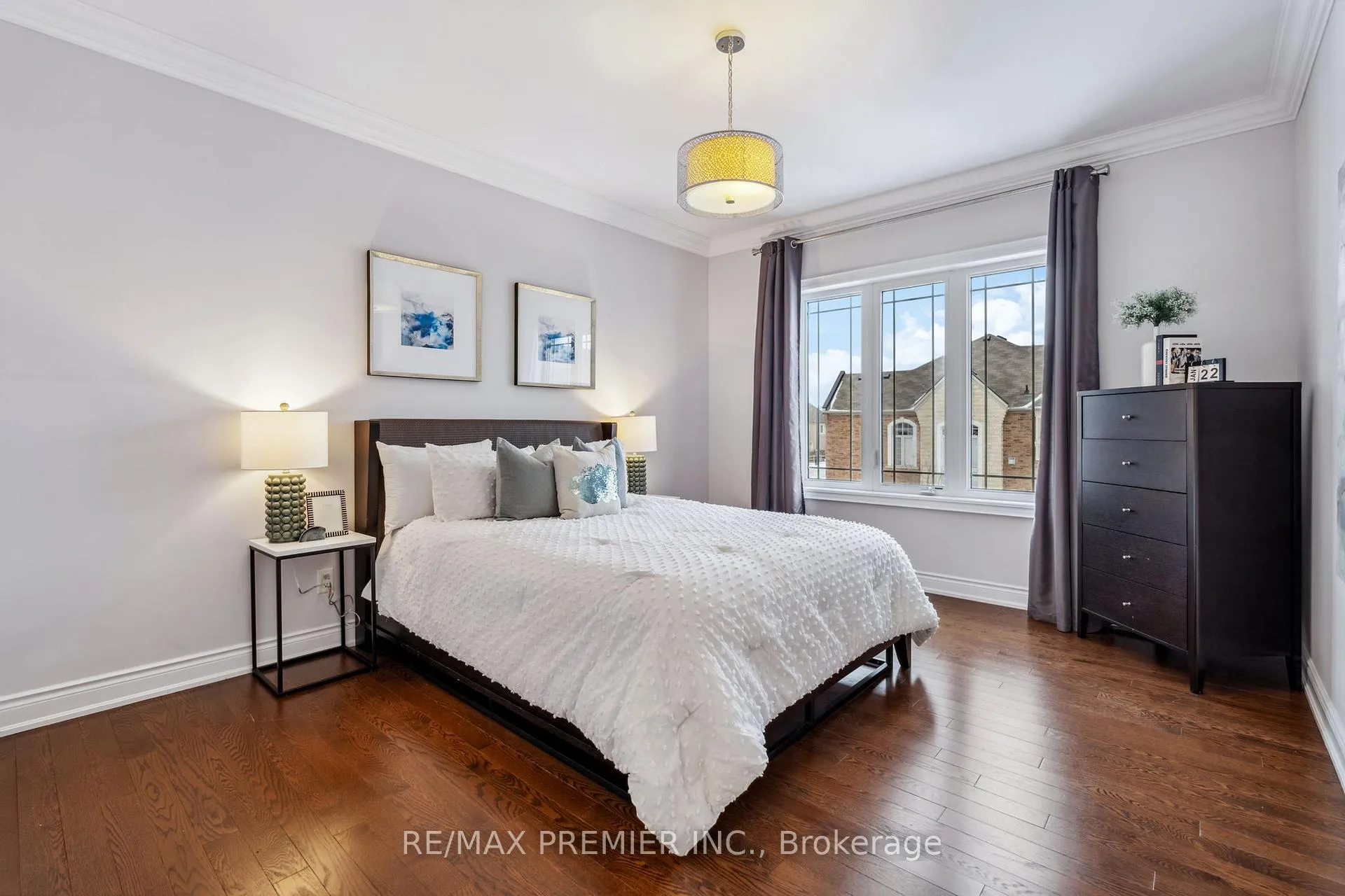 Photo 29 of 8 Heintzman Crescent, Vaughan, Patterson — HOMEH