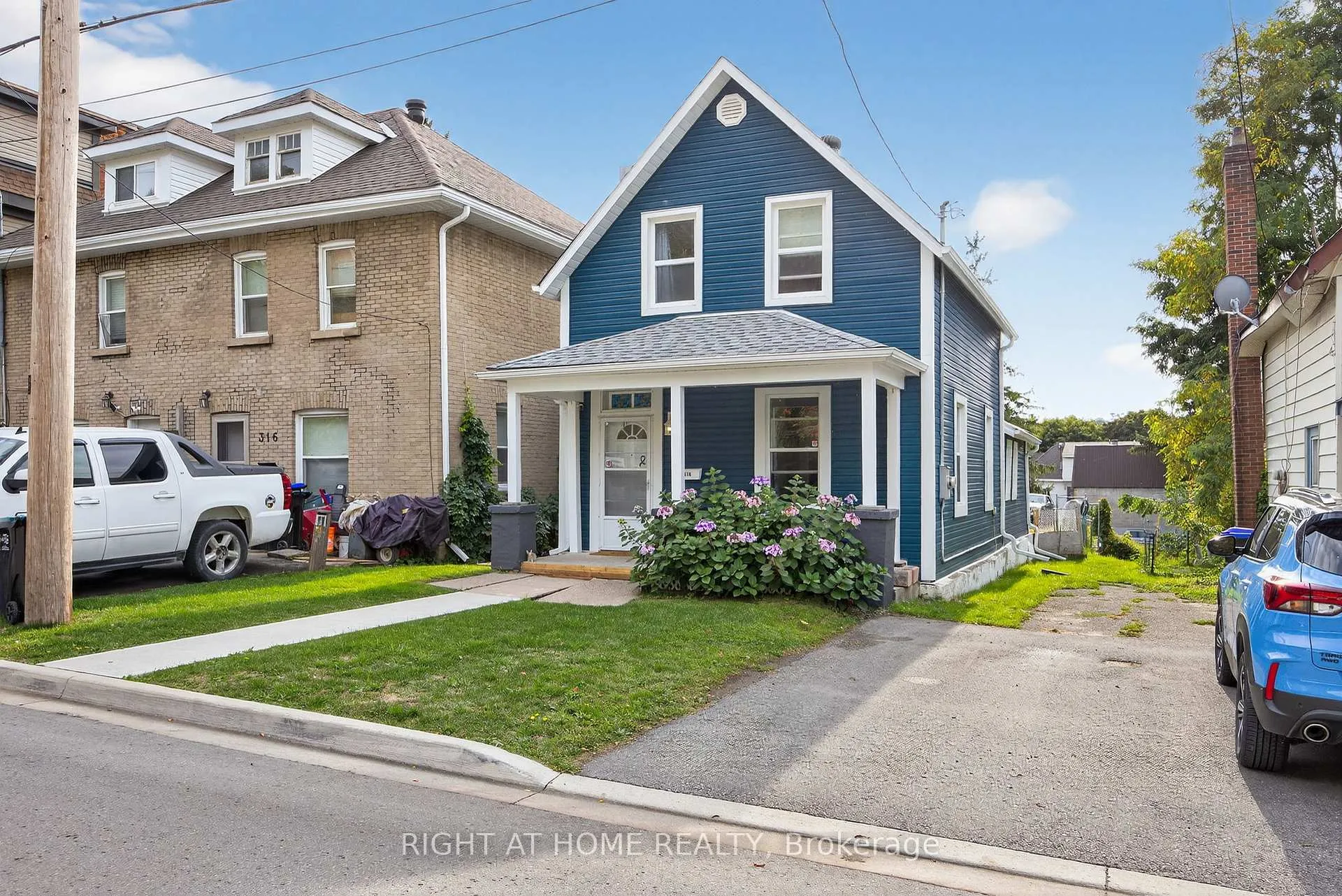 Photo 3 of 314 Queen Street, Midland — HOMEH
