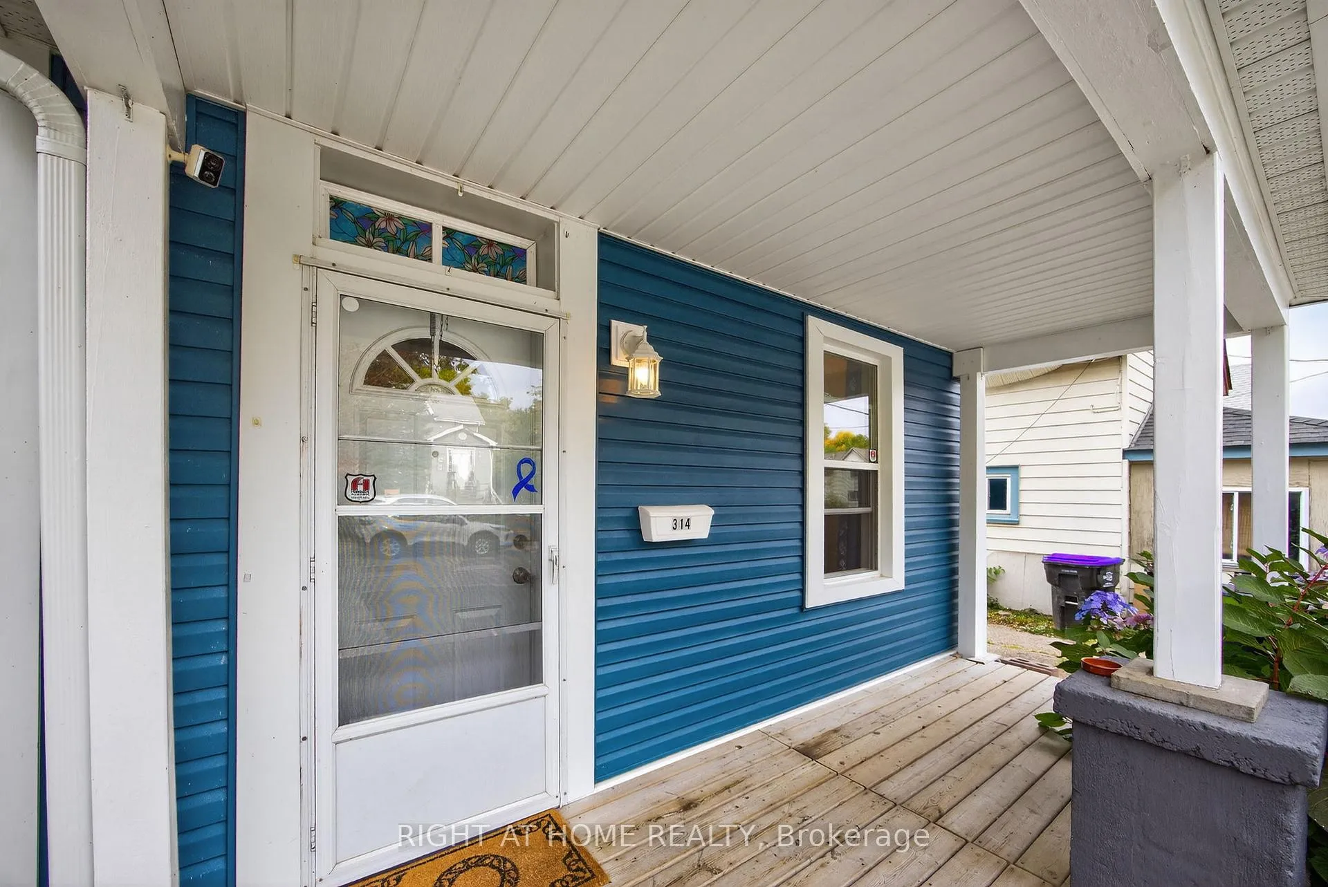 Photo 4 of 314 Queen Street, Midland — HOMEH
