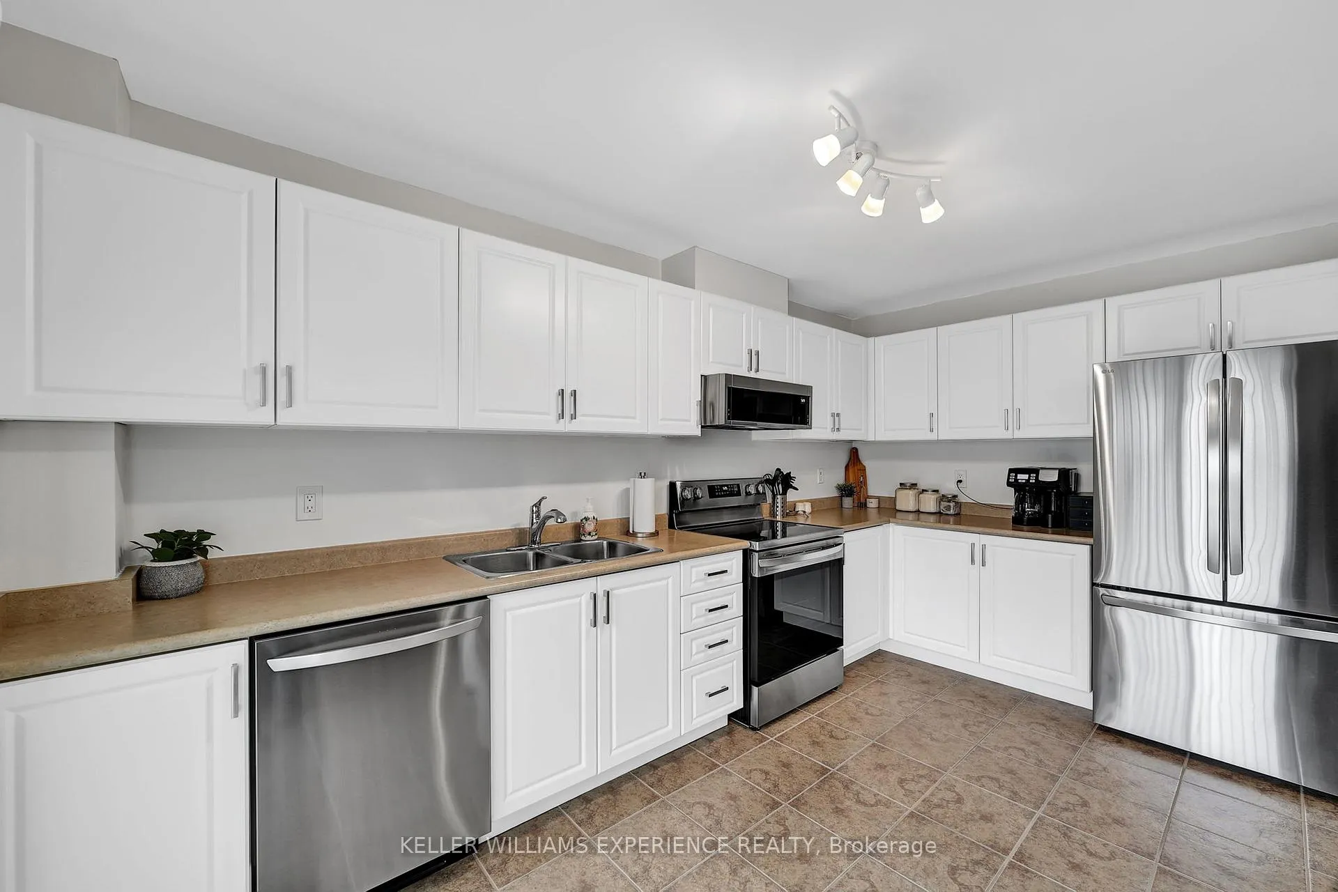 Photo 14 of 105 Stonemount Crescent, Essa, Angus — HOMEH