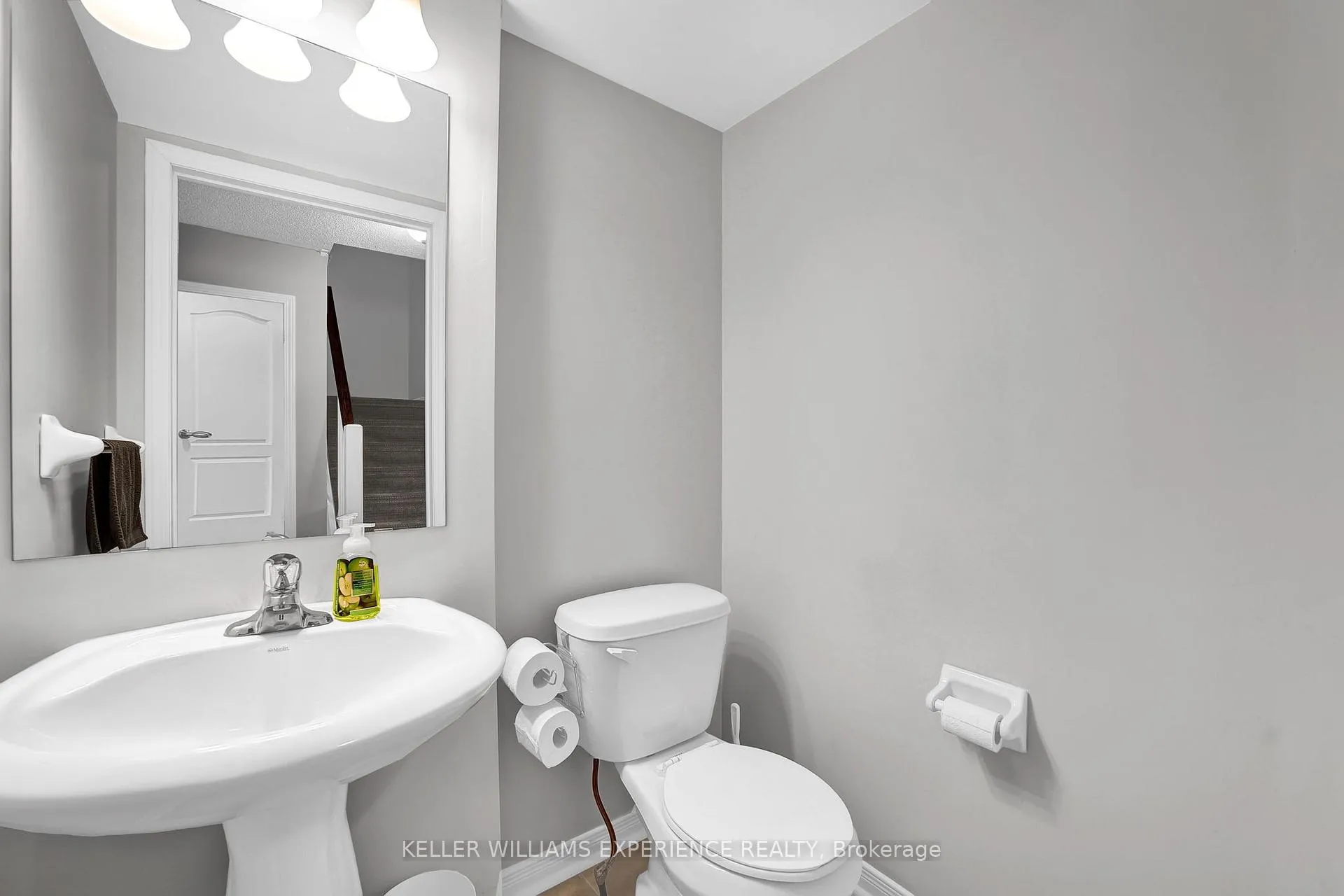 Photo 19 of 105 Stonemount Crescent, Essa, Angus — HOMEH