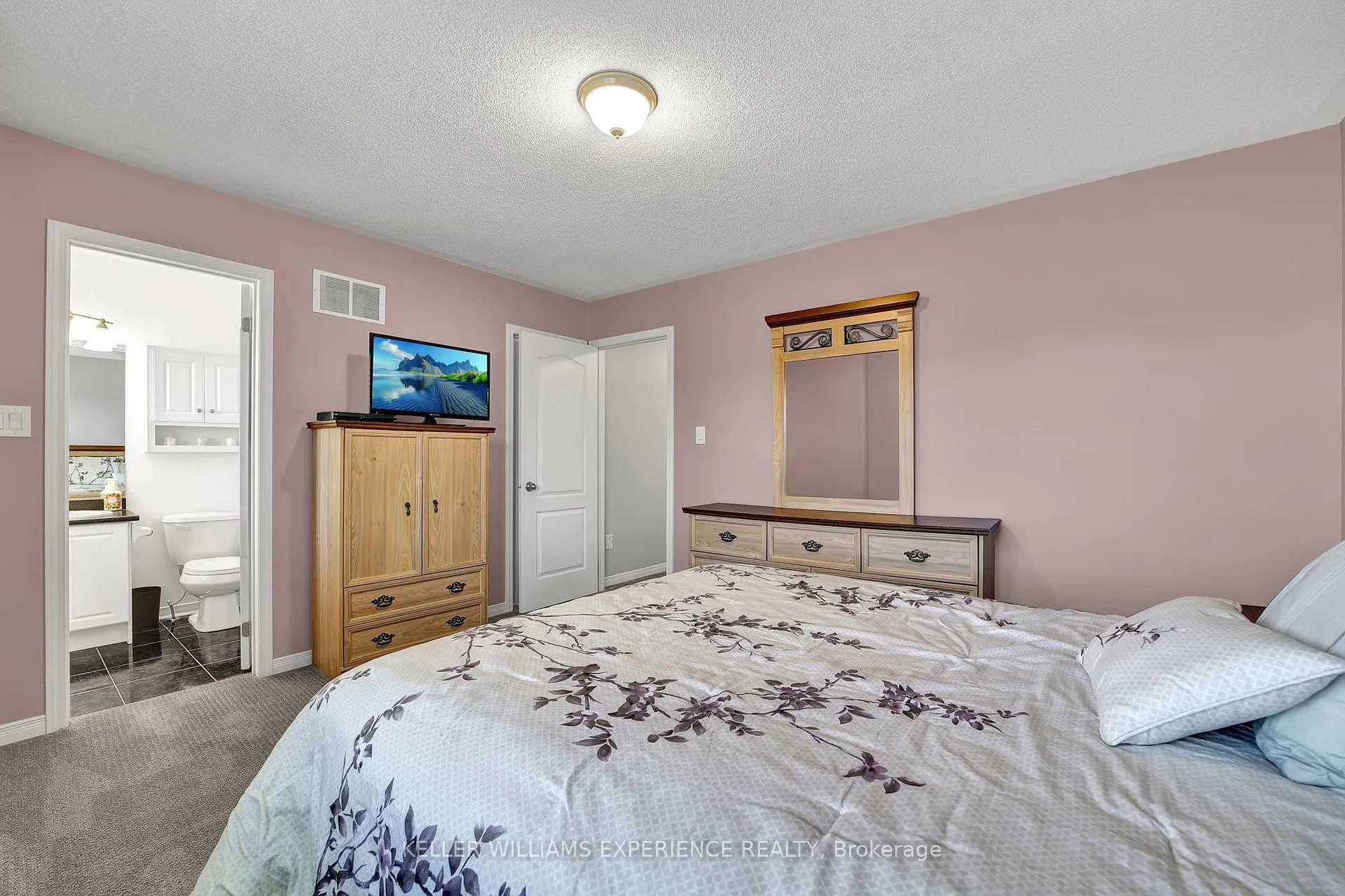 Photo 21 of 105 Stonemount Crescent, Essa, Angus — HOMEH