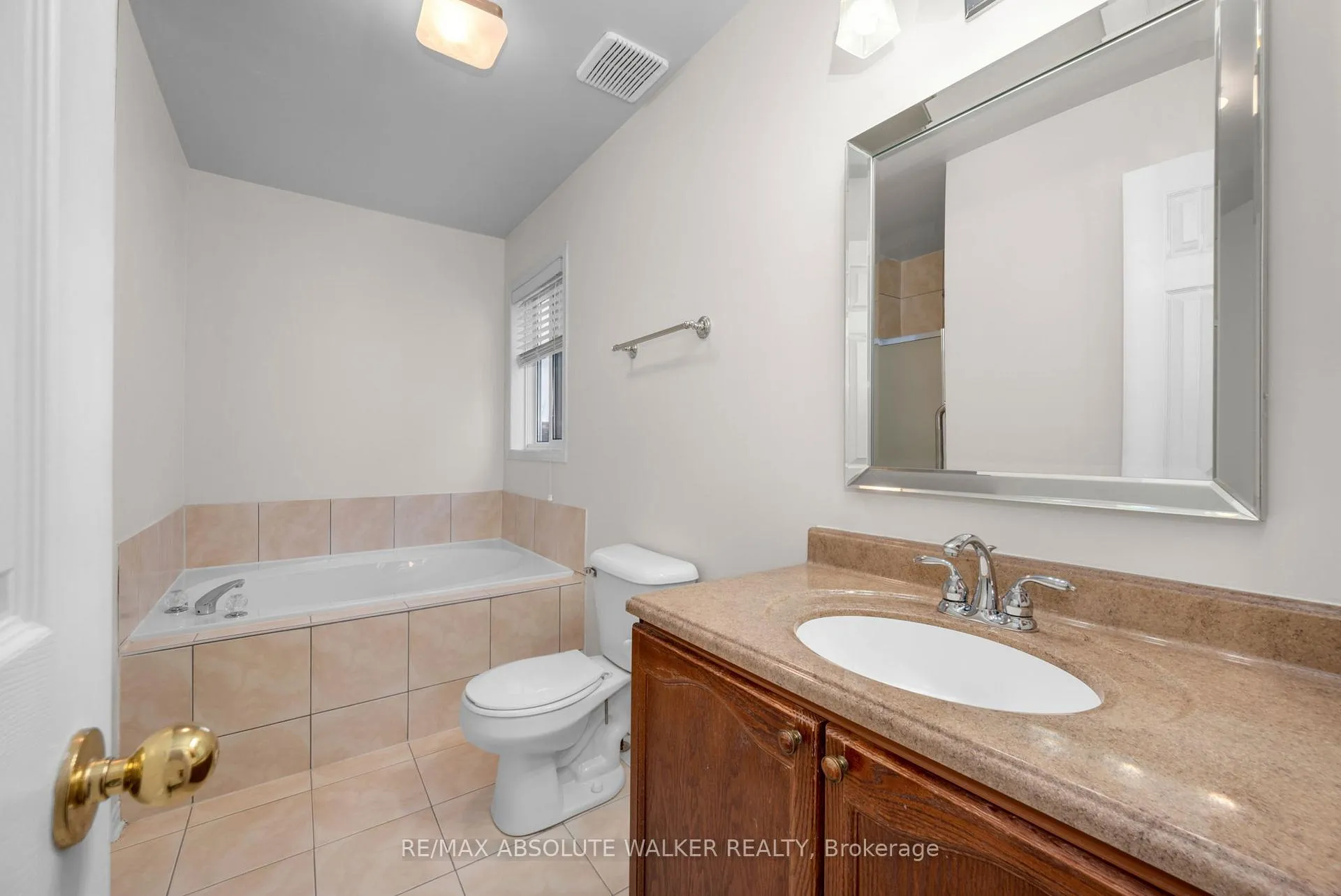 Photo 30 of 246 Mountshannon Drive, Ottawa, Barrhaven - Longfields — HOMEH
