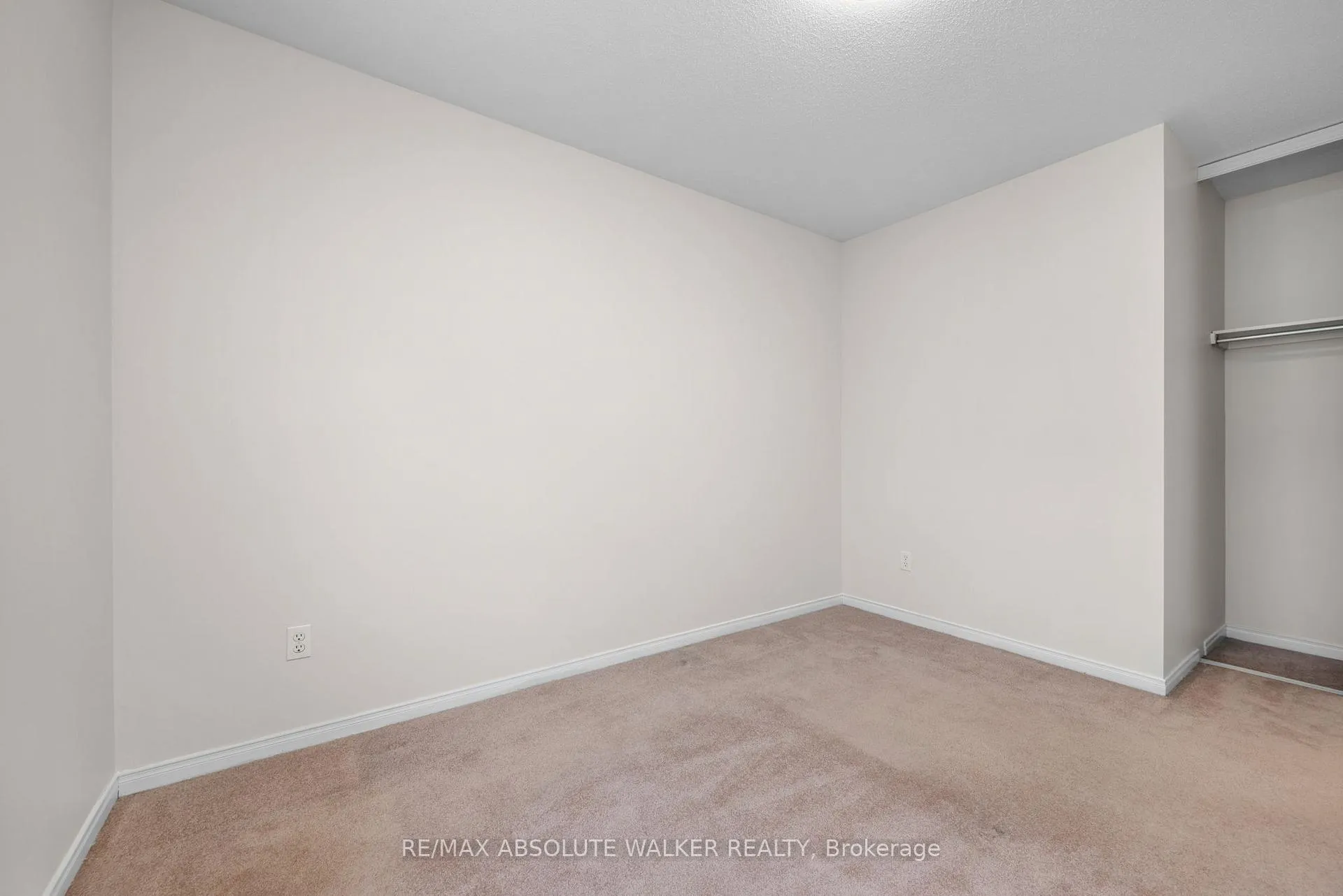 Photo 36 of 246 Mountshannon Drive, Ottawa, Barrhaven - Longfields — HOMEH