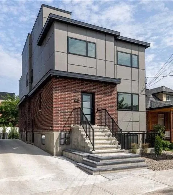 Front of Unit B1, 359 Whitby Avenue
