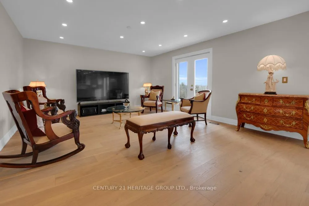 Photo 13 of 110 Jules Avenue, Vaughan, East Woodbridge — HOMEH