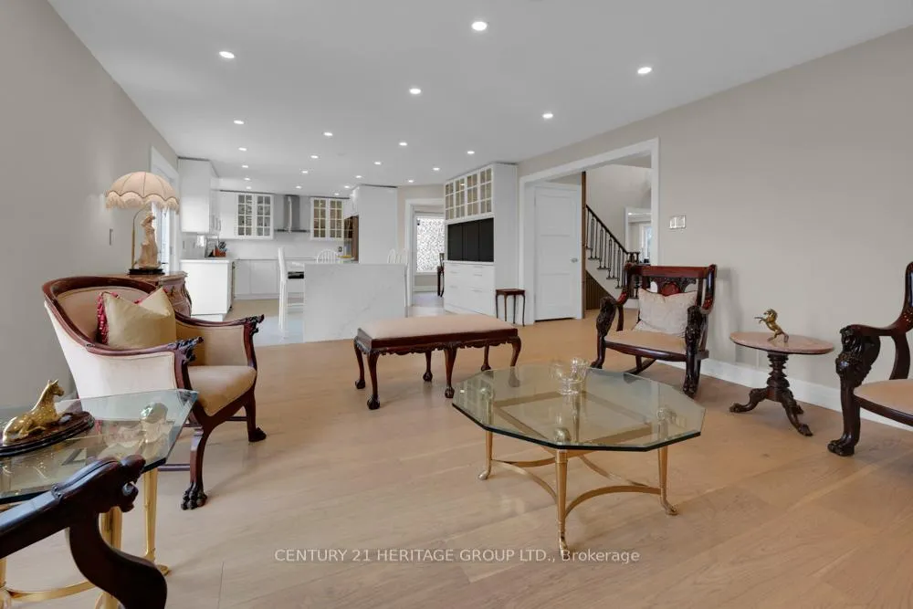 Photo 15 of 110 Jules Avenue, Vaughan, East Woodbridge — HOMEH