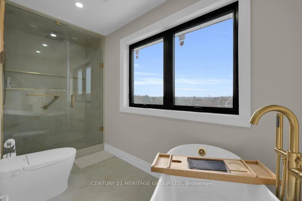 Photo 22 of 110 Jules Avenue, Vaughan, East Woodbridge — HOMEH