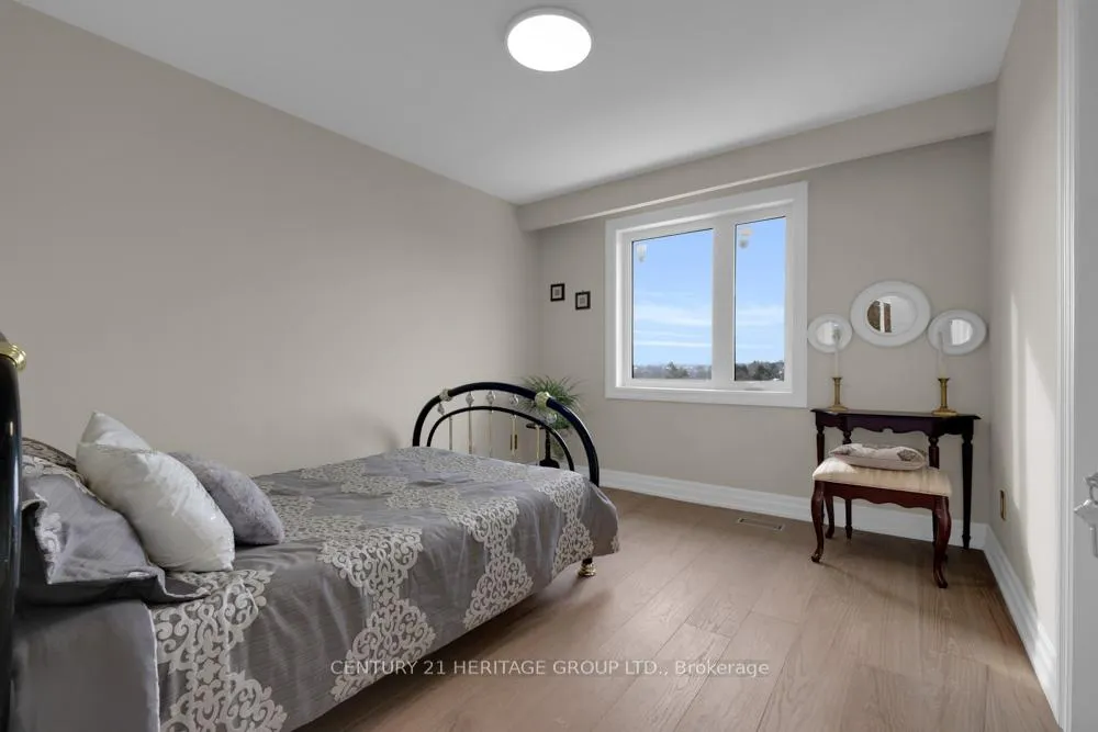Photo 27 of 110 Jules Avenue, Vaughan, East Woodbridge — HOMEH