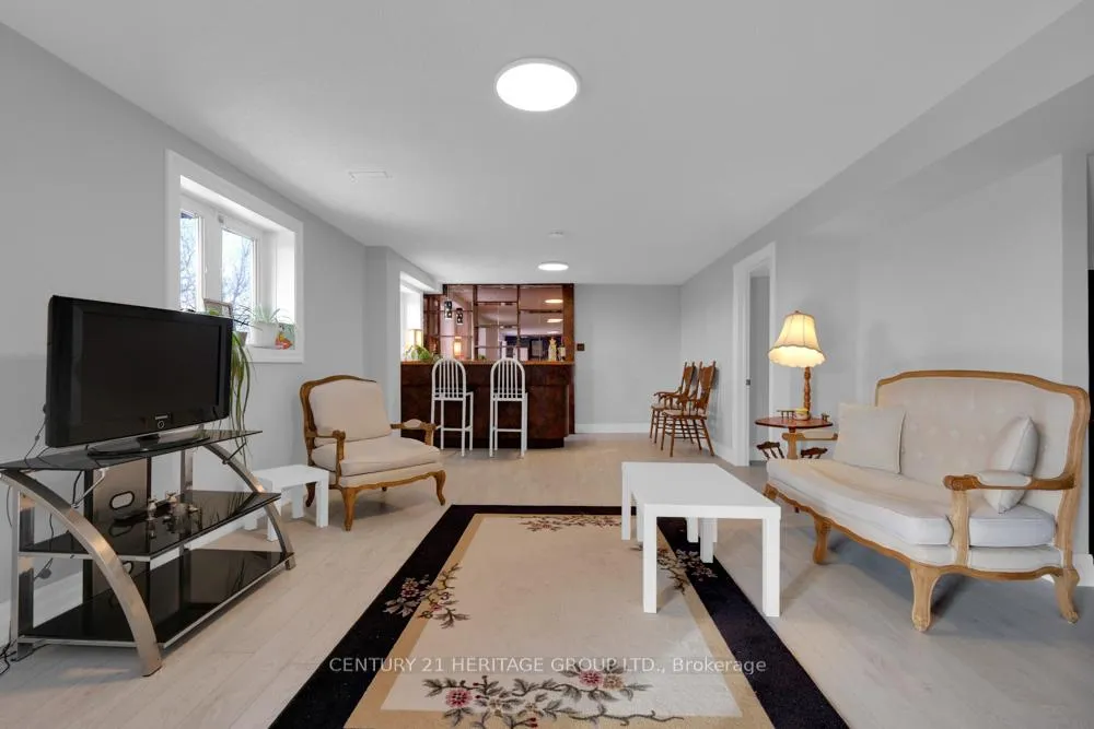 Photo 32 of 110 Jules Avenue, Vaughan, East Woodbridge — HOMEH