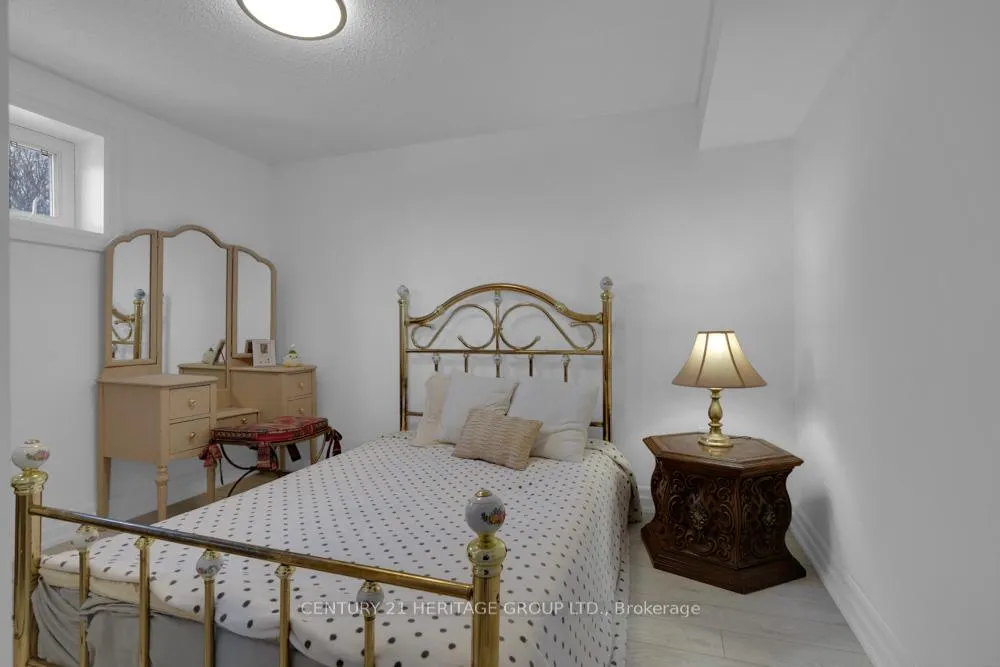 Photo 34 of 110 Jules Avenue, Vaughan, East Woodbridge — HOMEH