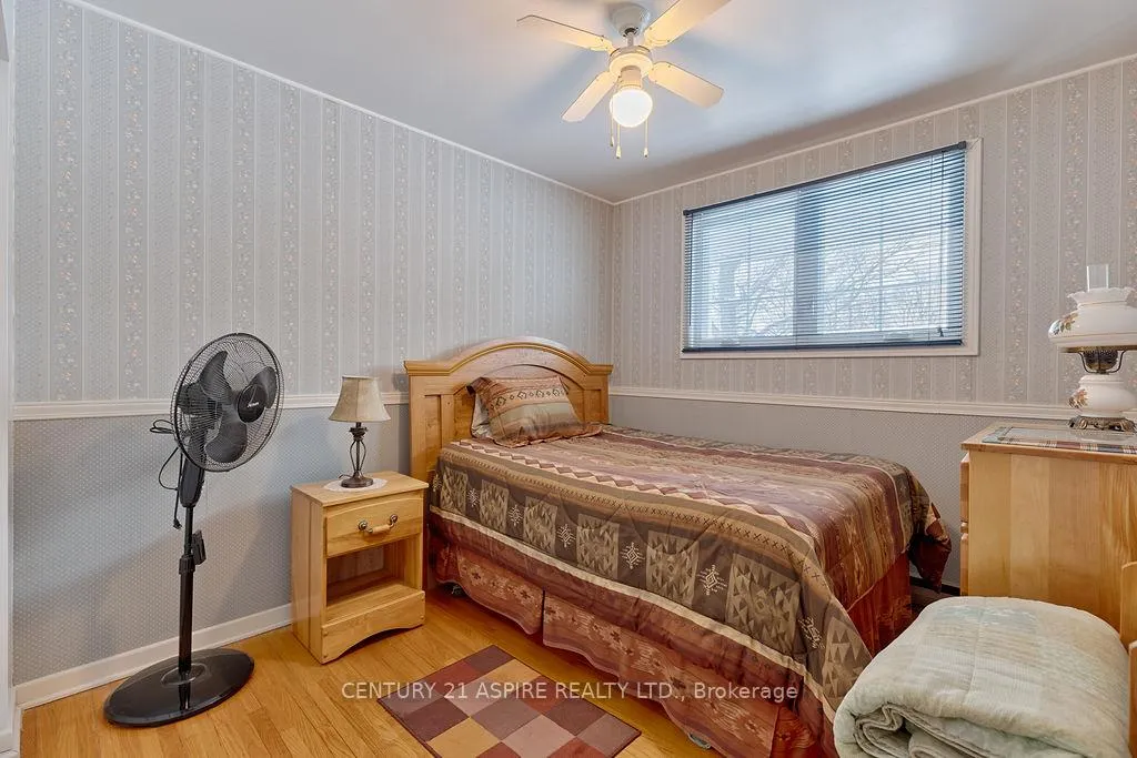 Photo 18 of 23 Park Drive, Petawawa — HOMEH