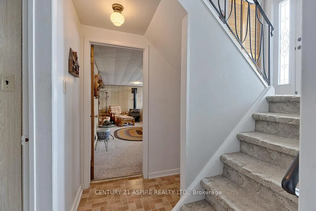 Photo 22 of 23 Park Drive, Petawawa — HOMEH