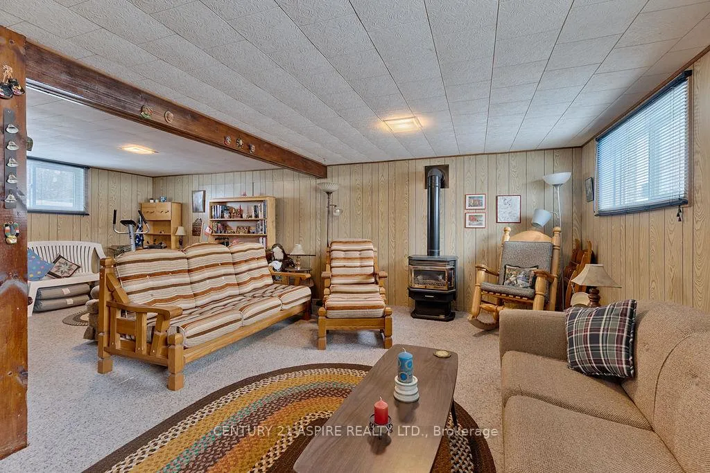 Photo 24 of 23 Park Drive, Petawawa — HOMEH