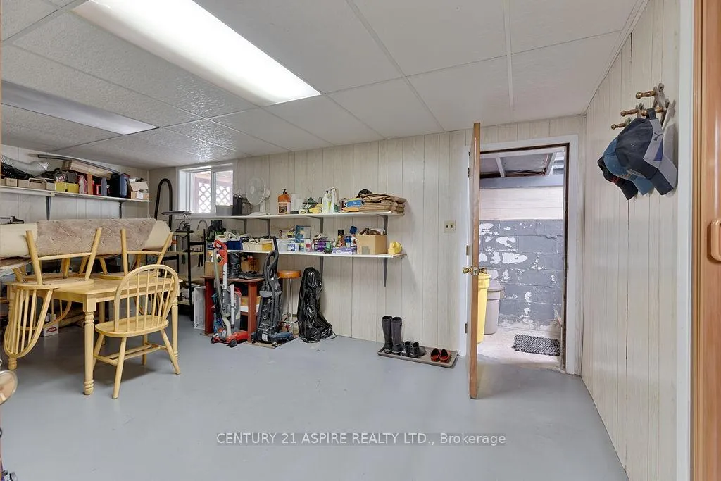 Photo 32 of 23 Park Drive, Petawawa — HOMEH