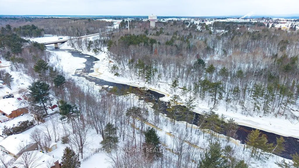 Photo 38 of 23 Park Drive, Petawawa — HOMEH