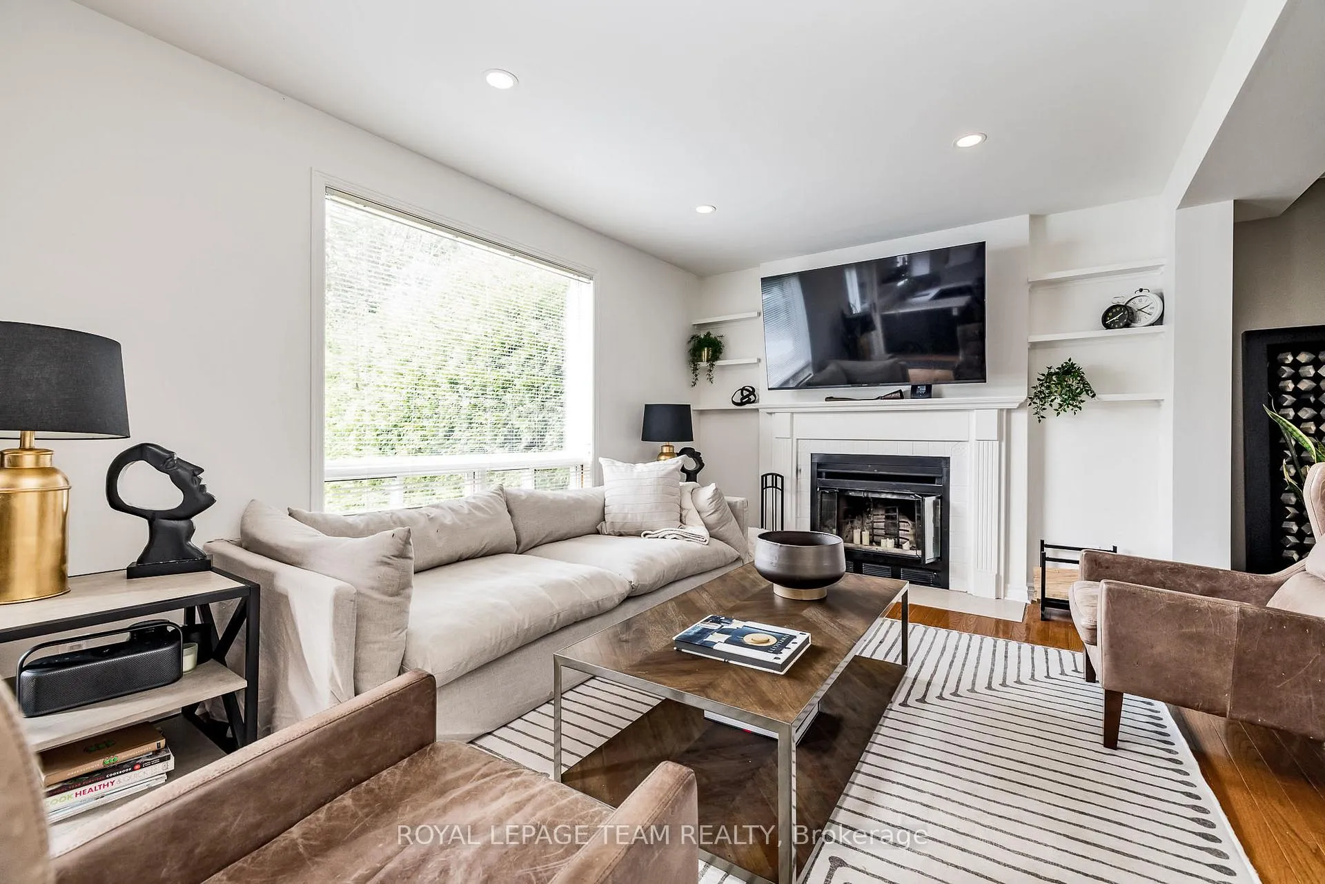 Photo 11 of 87 Beechfern Drive, Ottawa, Stittsville (Central) — HOMEH