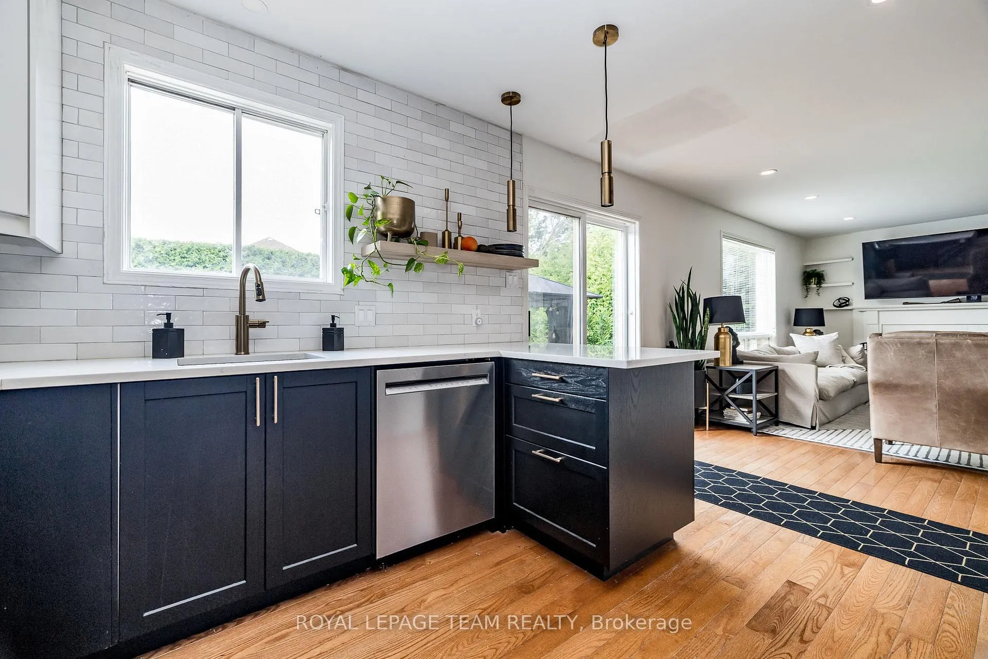 Photo 20 of 87 Beechfern Drive, Ottawa, Stittsville (Central) — HOMEH