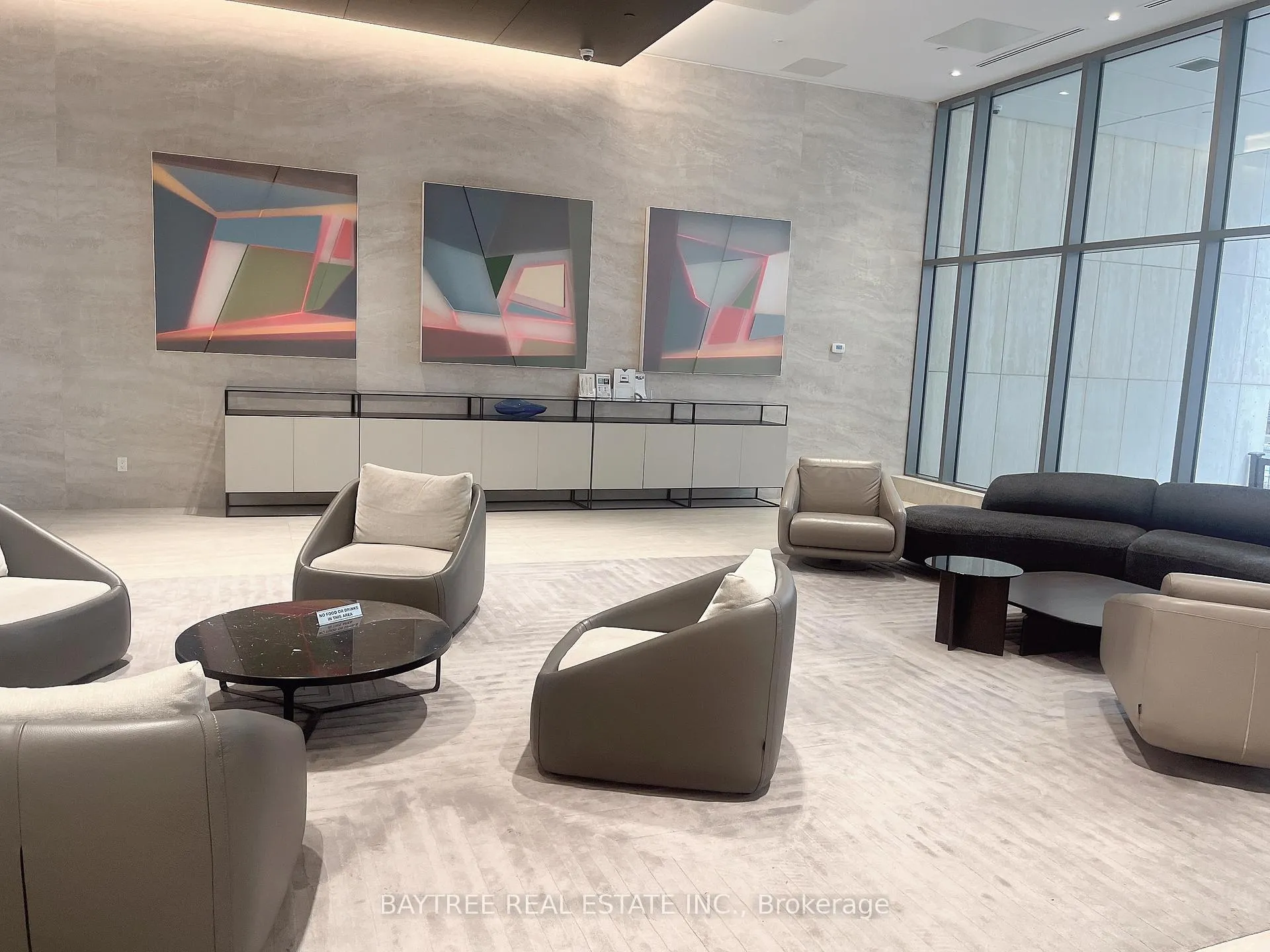 Front of Unit 1610, 2221 Yonge Street
