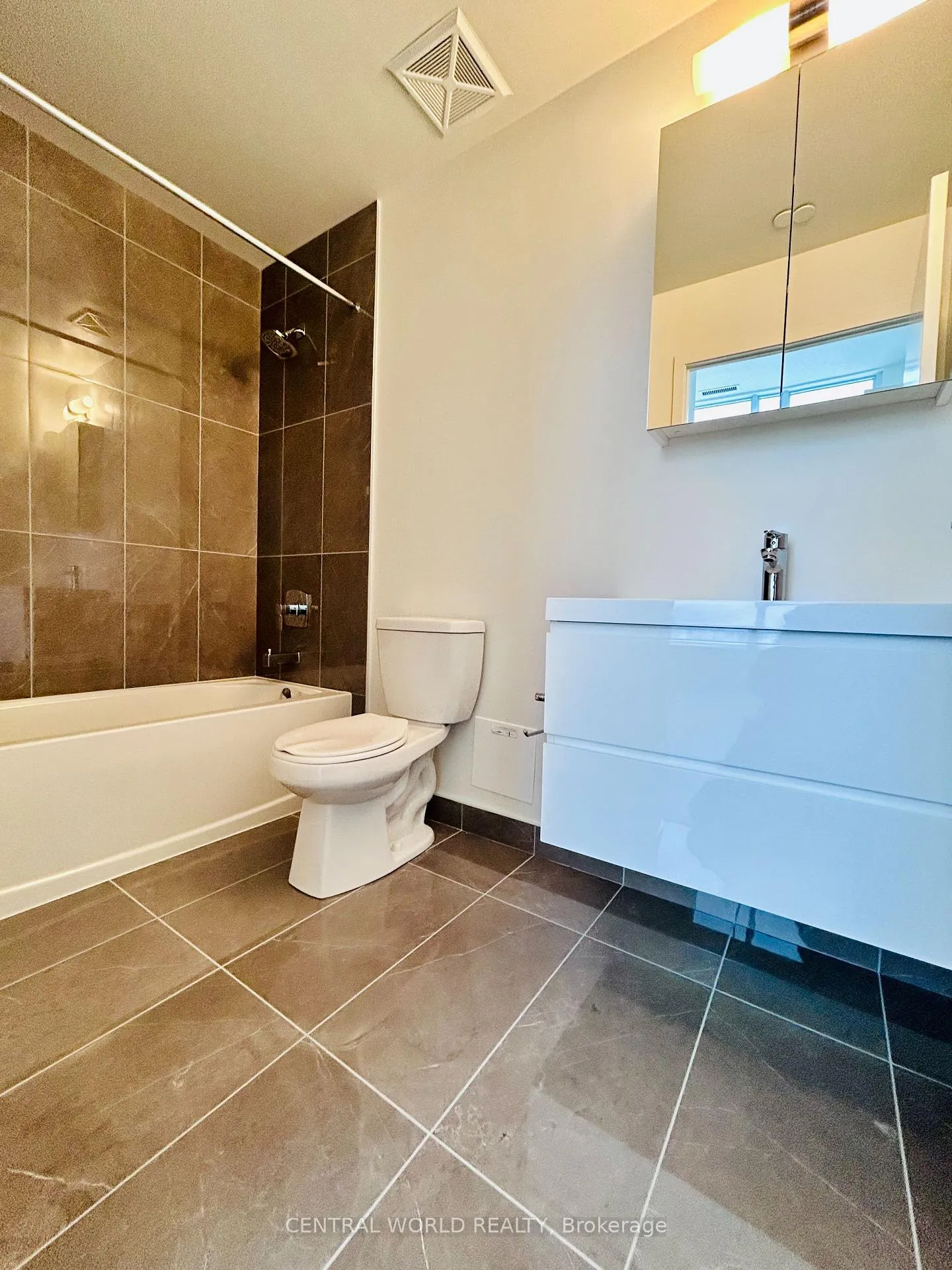 Photo 11 of Unit PH04, 38 Andre De Grasse Street, Markham, Unionville — HOMEH