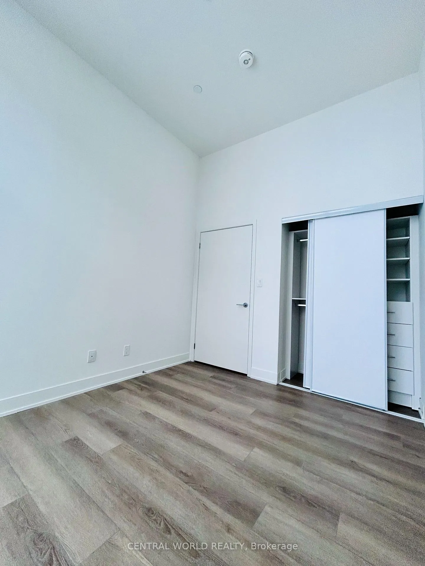 Photo 15 of Unit PH04, 38 Andre De Grasse Street, Markham, Unionville — HOMEH