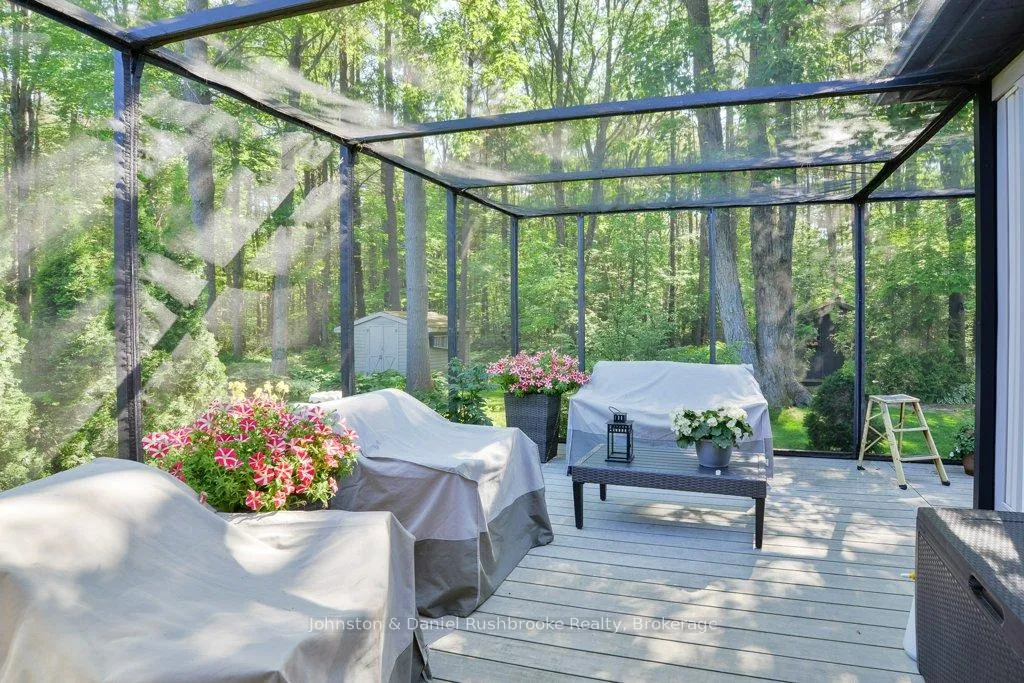 Photo 16 of 21 Pineridge Gate E, Gravenhurst, Wood (Gravenhurst) — HOMEH