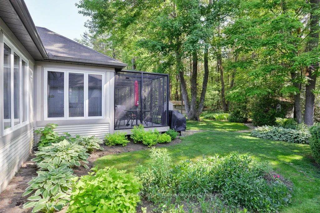 Photo 23 of 21 Pineridge Gate E, Gravenhurst, Wood (Gravenhurst) — HOMEH