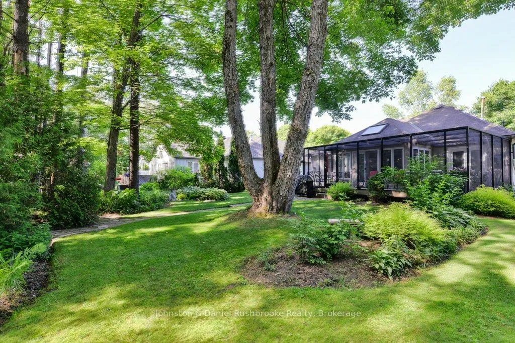 Photo 26 of 21 Pineridge Gate E, Gravenhurst, Wood (Gravenhurst) — HOMEH
