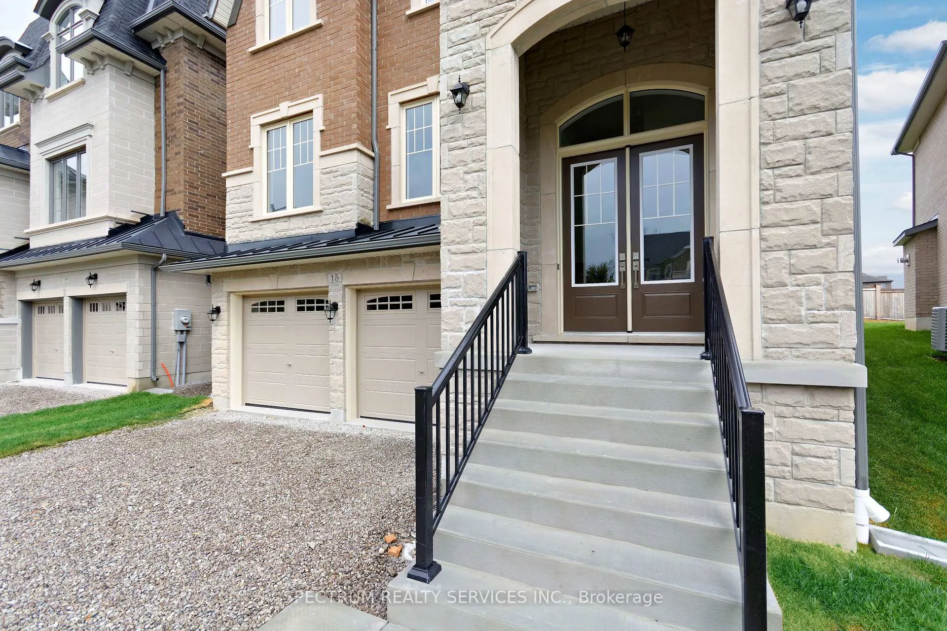 Front of 15 Swamp Sparrow Court
