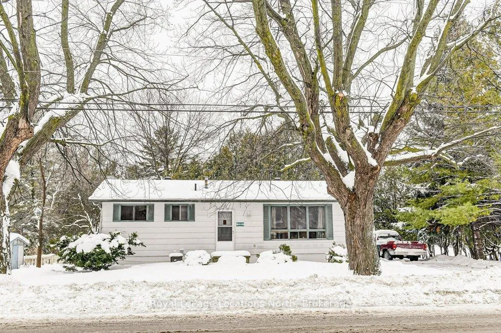 Photo 3 of 121 Niagara Street, Collingwood — HOMEH