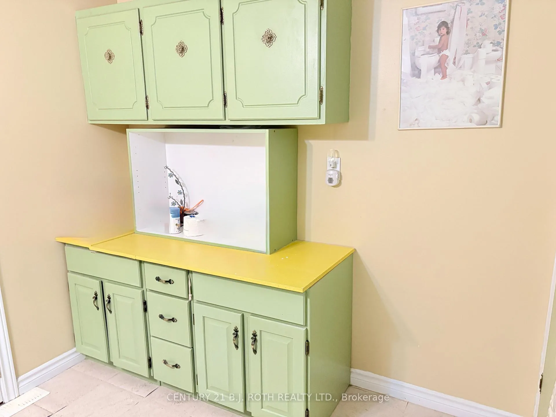 Photo 19 of 20 Shamrock Crescent, Essa, Rural Essa — HOMEH