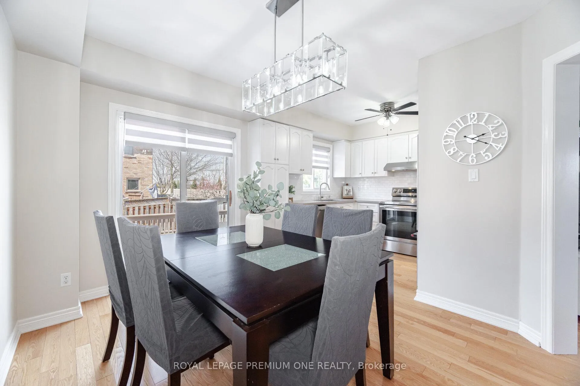 Photo 11 of 71 Archbury Circle, Caledon, Bolton East — HOMEH