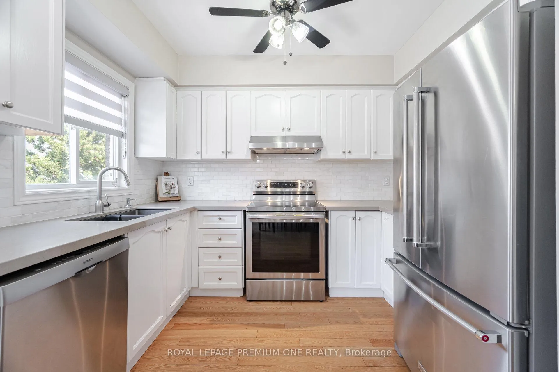 Photo 13 of 71 Archbury Circle, Caledon, Bolton East — HOMEH