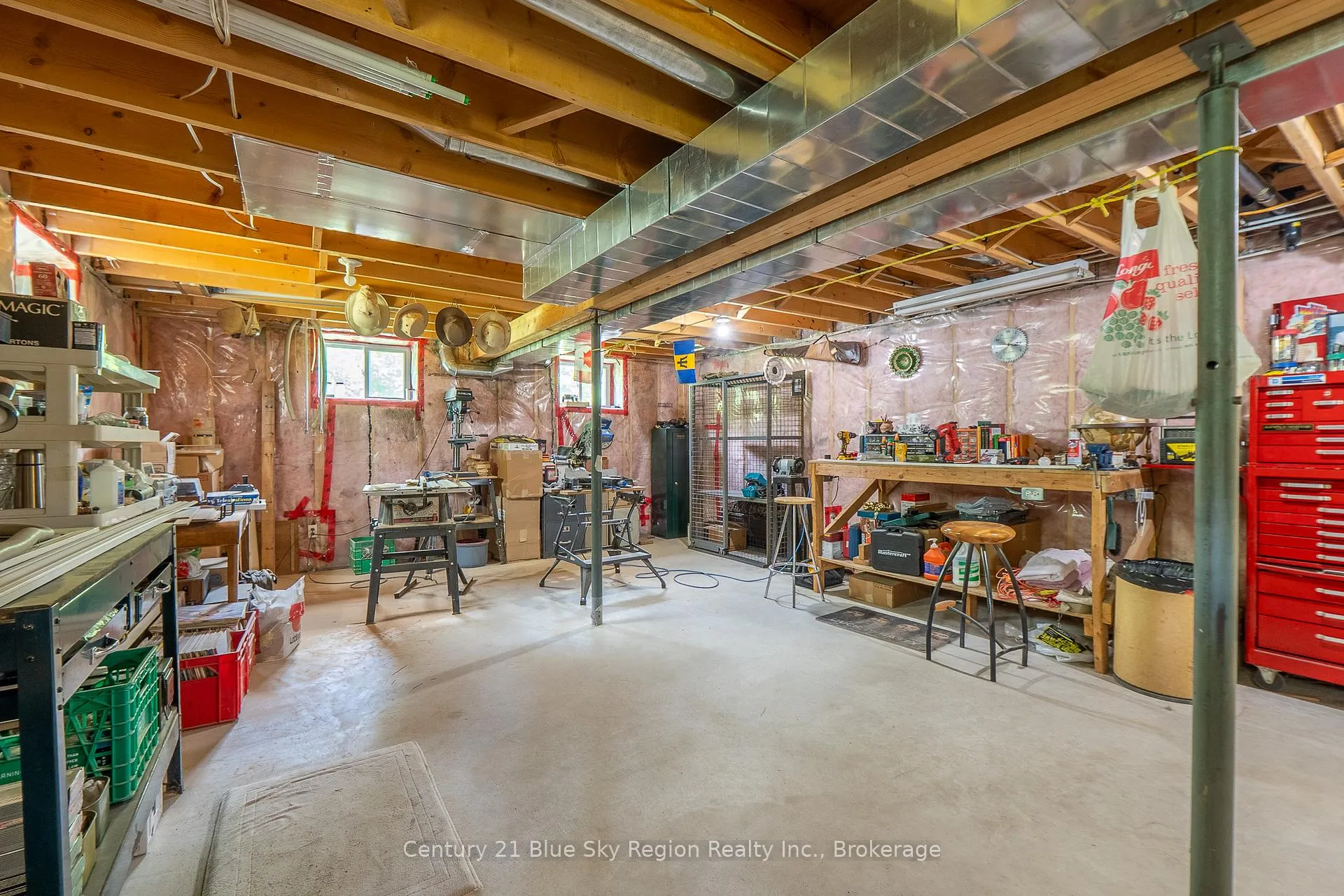 Photo 30 of 927 Albert Street N, Strong — HOMEH
