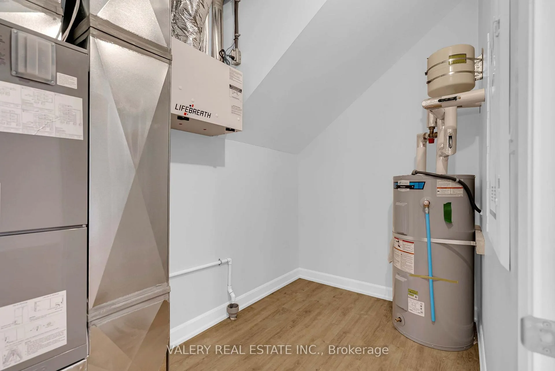 Photo 19 of Unit 1A, 600 Second Street E, Cornwall — HOMEH