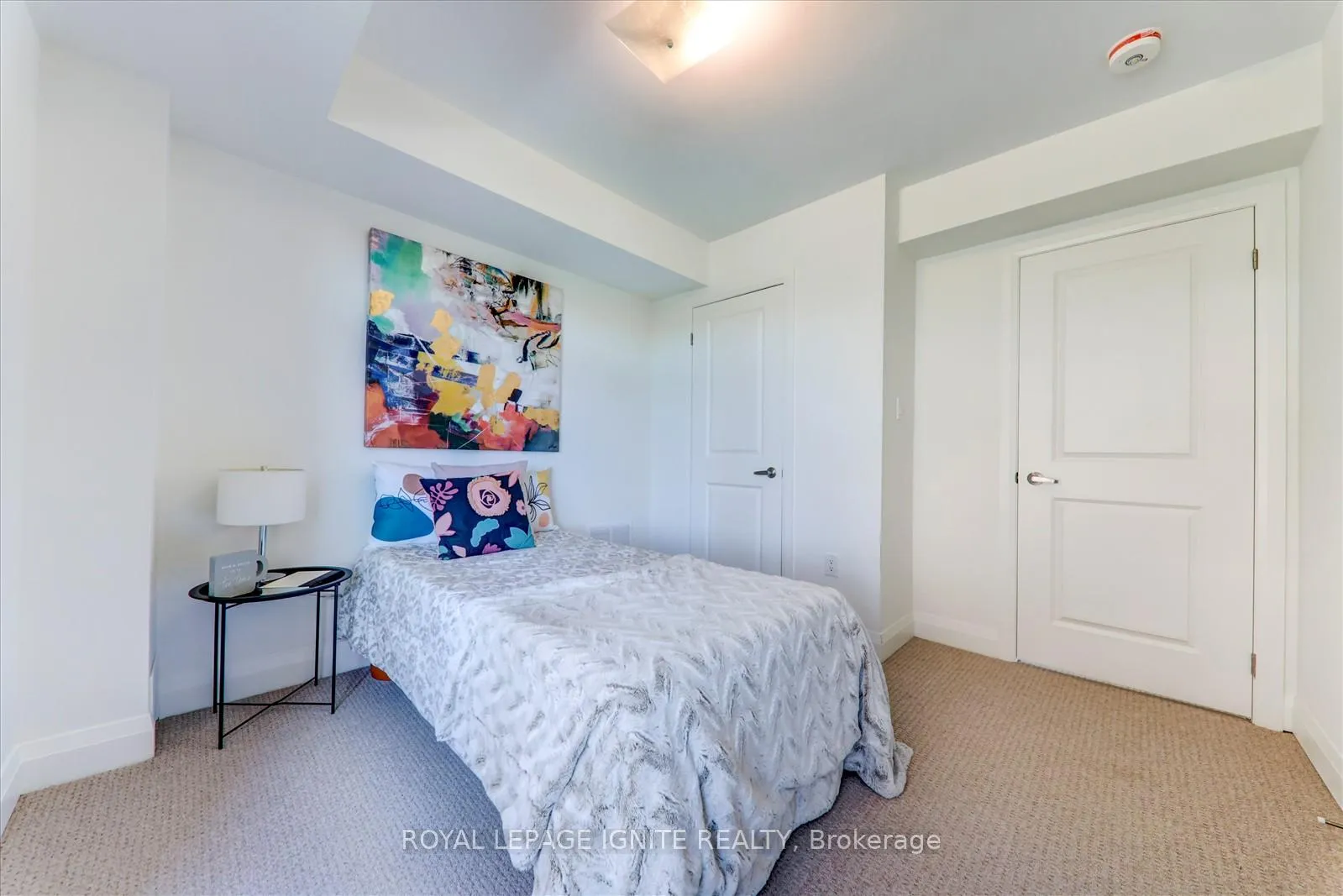 Photo 8 of 821 Port Darlington Road, Clarington, Bowmanville — HOMEH