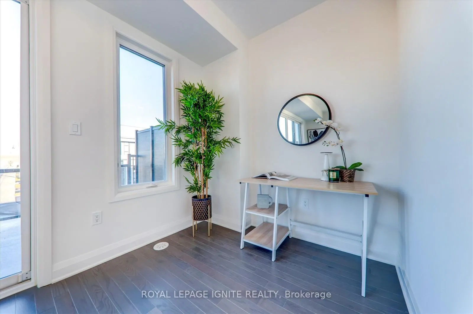 Photo 14 of 821 Port Darlington Road, Clarington, Bowmanville — HOMEH