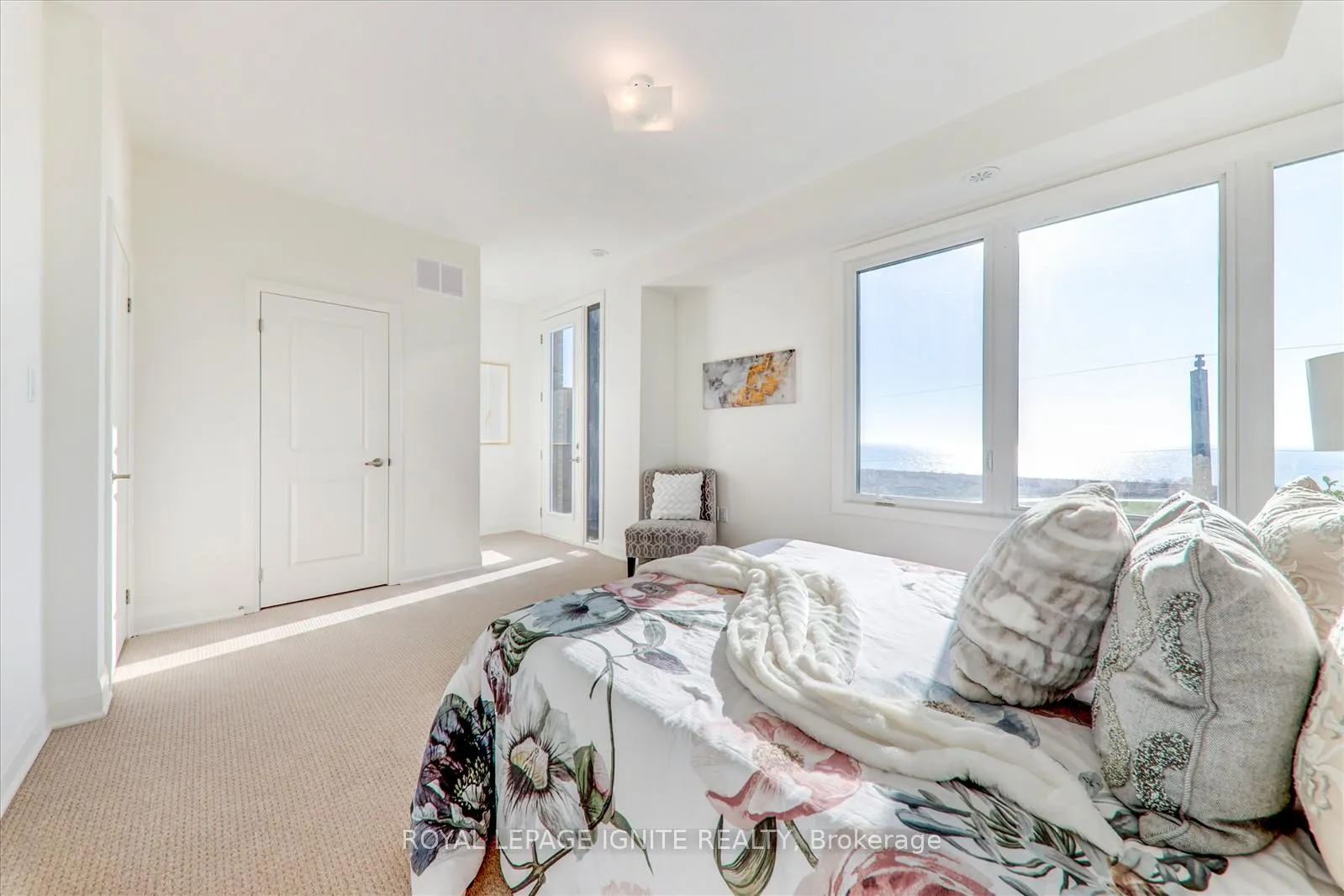 Photo 27 of 821 Port Darlington Road, Clarington, Bowmanville — HOMEH