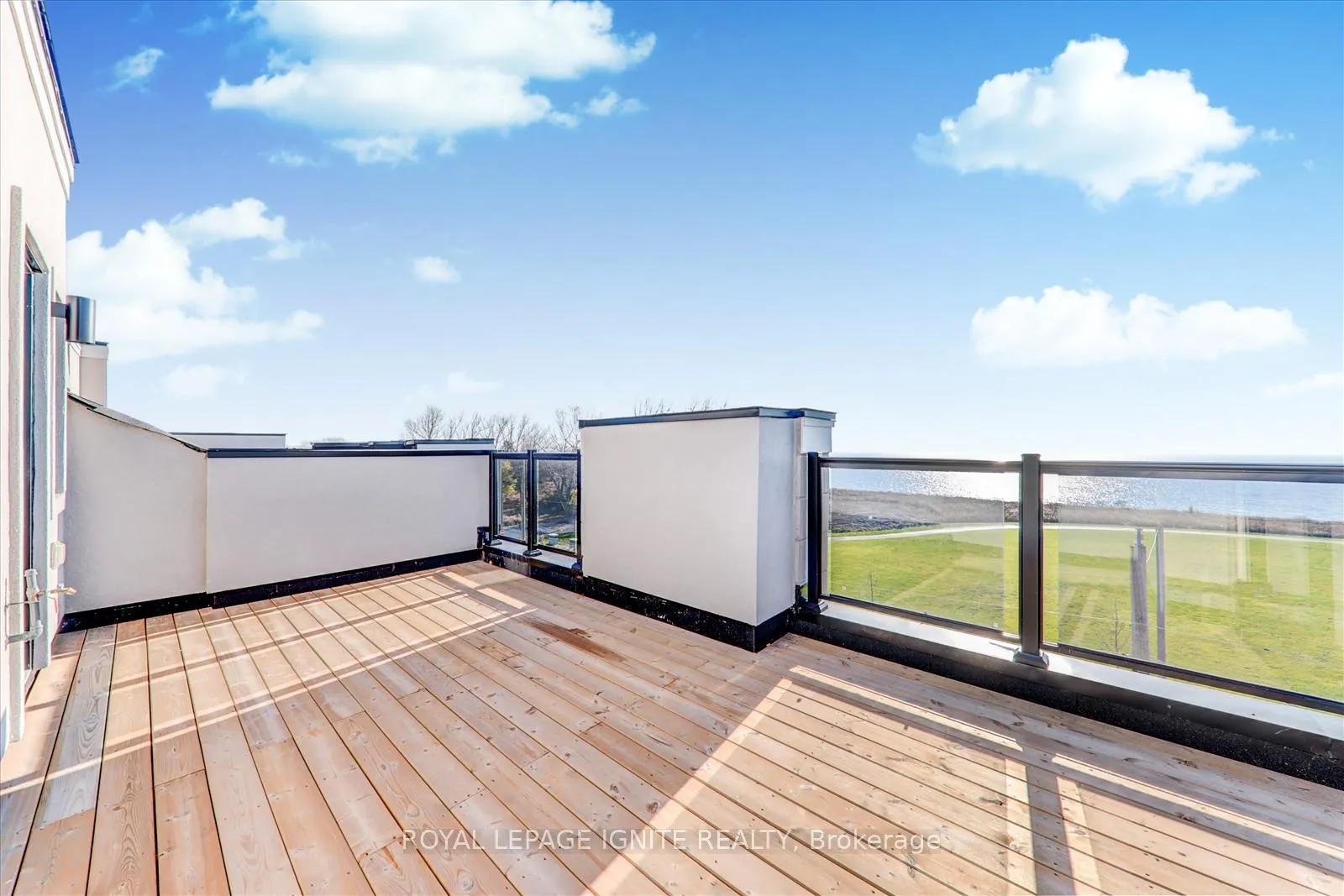 Photo 37 of 821 Port Darlington Road, Clarington, Bowmanville — HOMEH