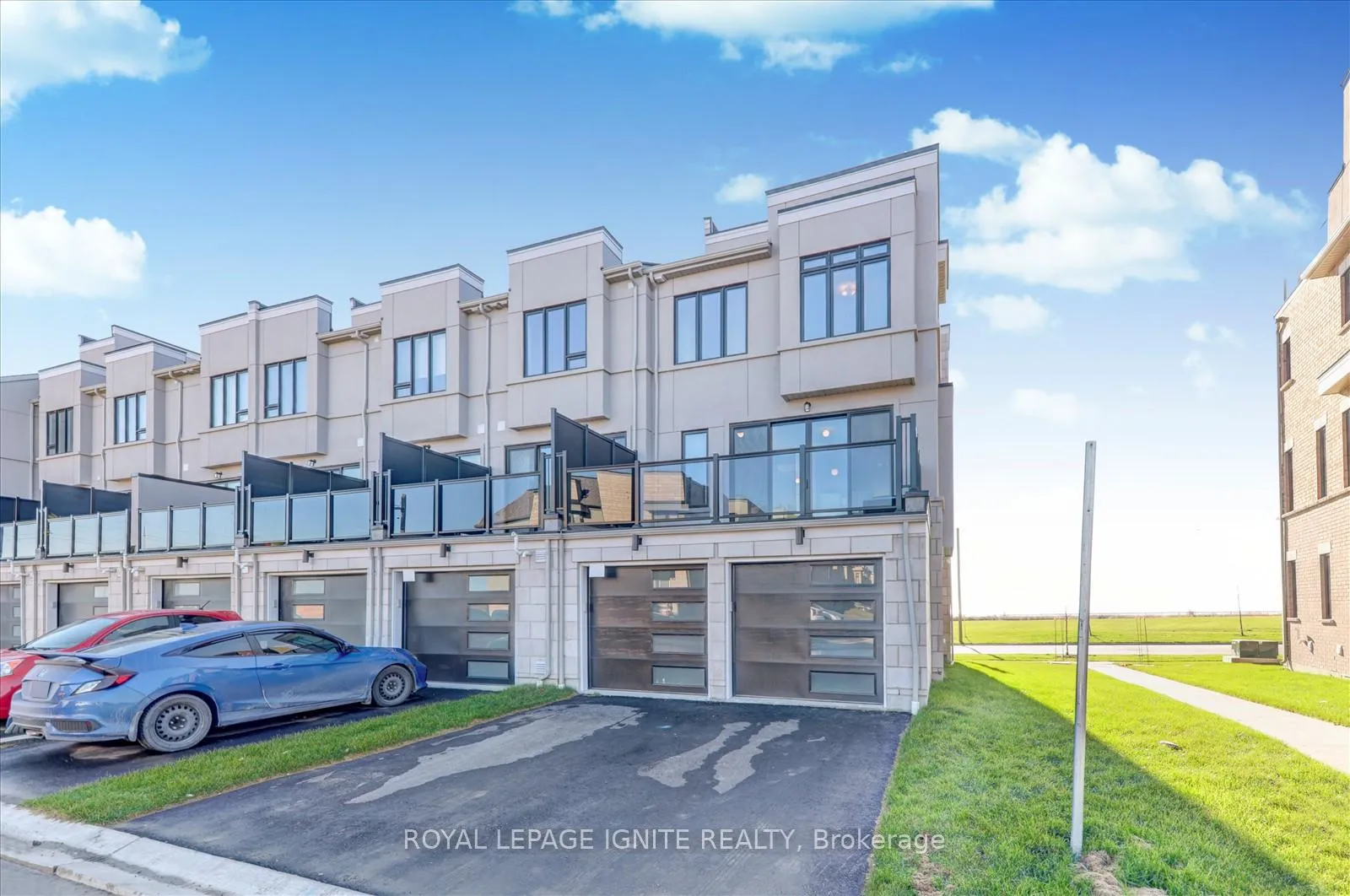 Photo 38 of 821 Port Darlington Road, Clarington, Bowmanville — HOMEH